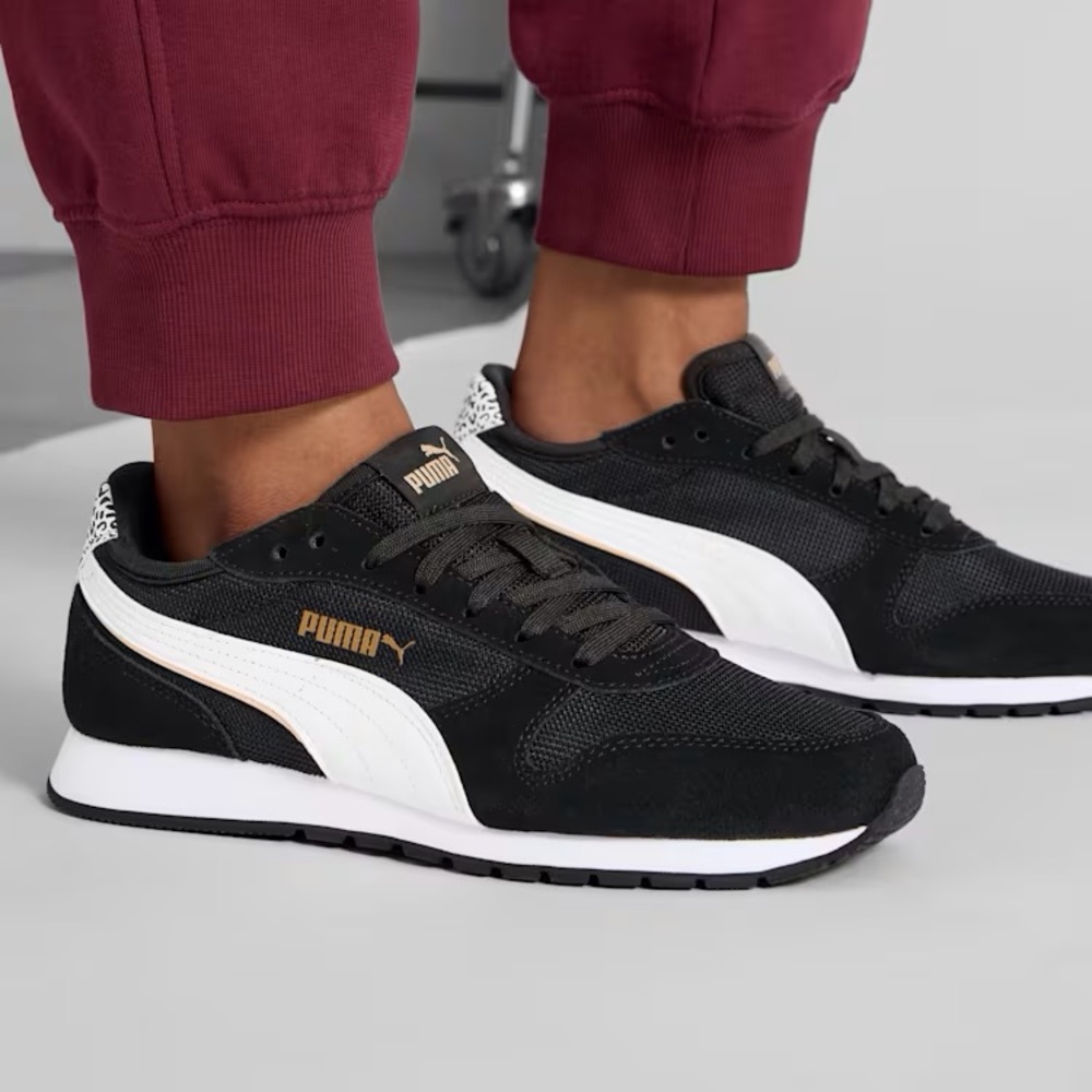 Puma St Miler Black and White Sneakers size 6.5